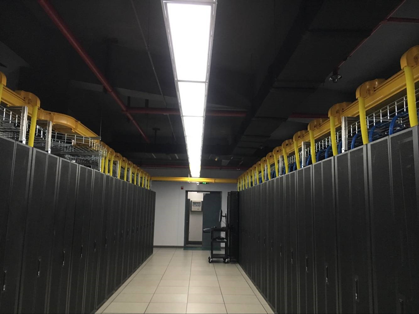 河南省衛健委機房一體化項目